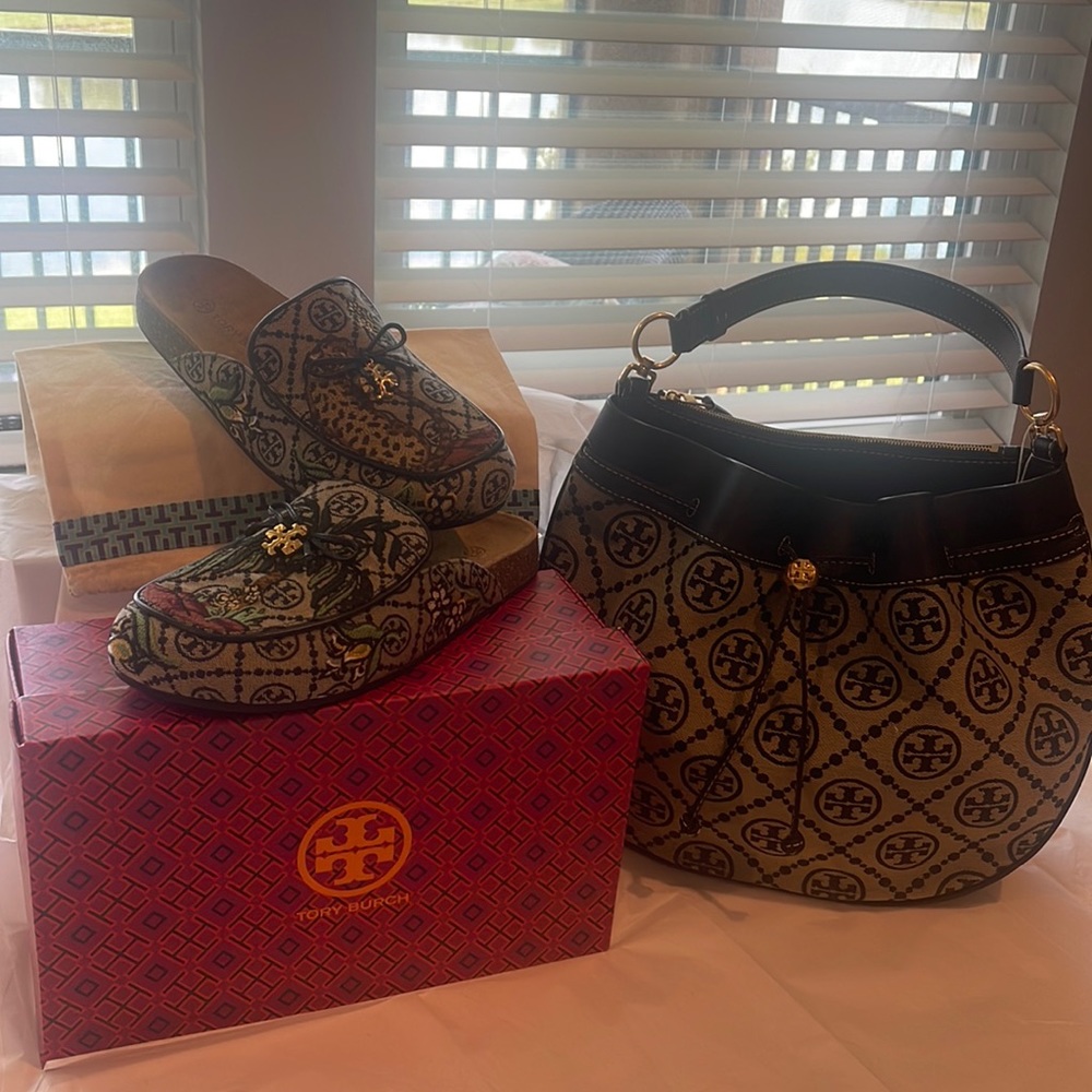 T MONOGRAM JACQUARD DRAWSTRING SHOULDER BAG